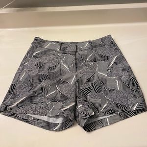 Nike golf short-size 4